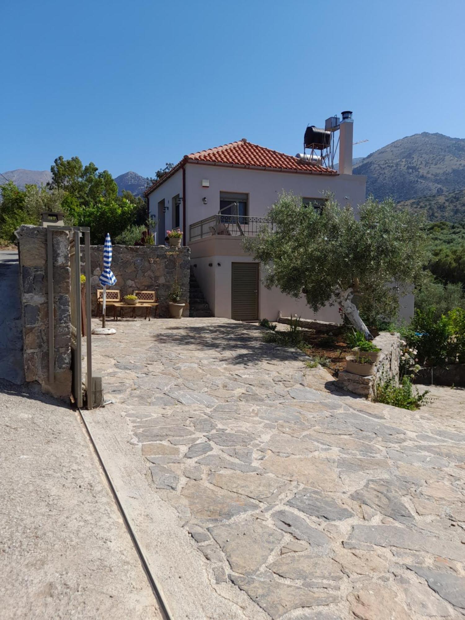 "Villa Kastania" Melidoni, Chania, Crete Ngoại thất bức ảnh